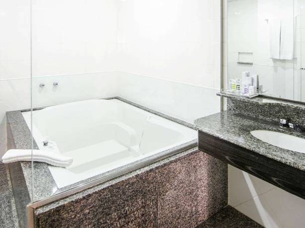 Imagen de la habitación del Hotel Mercure Curitiba Batel. Foto 17