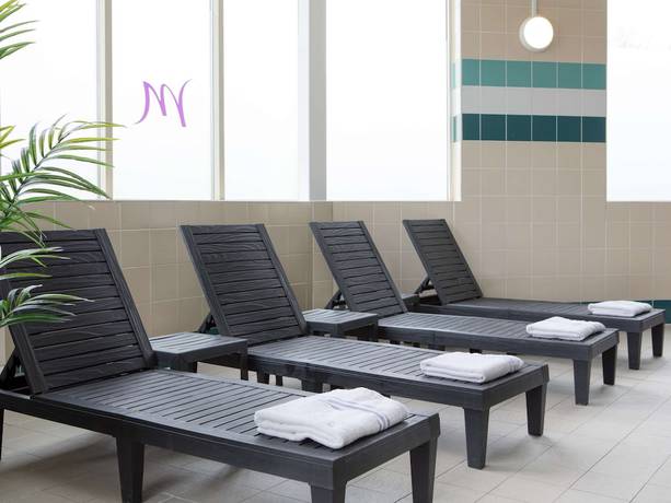 Imagen de la piscina del Hotel Mercure Daventry Court. Foto 19