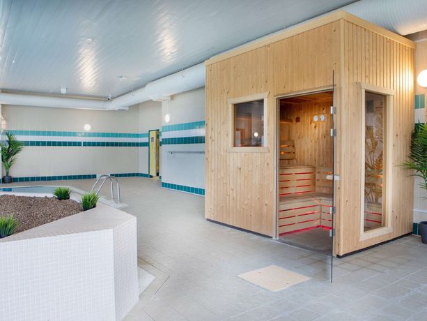 Imagen de la piscina del Hotel Mercure Daventry Court. Foto 20