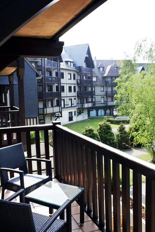 Imagen de la habitación del Hotel Mercure Deauville Centre. Foto 17