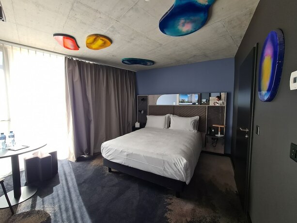 Imagen de la habitación del Hotel Mercure Del&eacute;mont. Foto 2