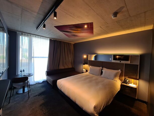 Imagen de la habitación del Hotel Mercure Del&eacute;mont. Foto 5