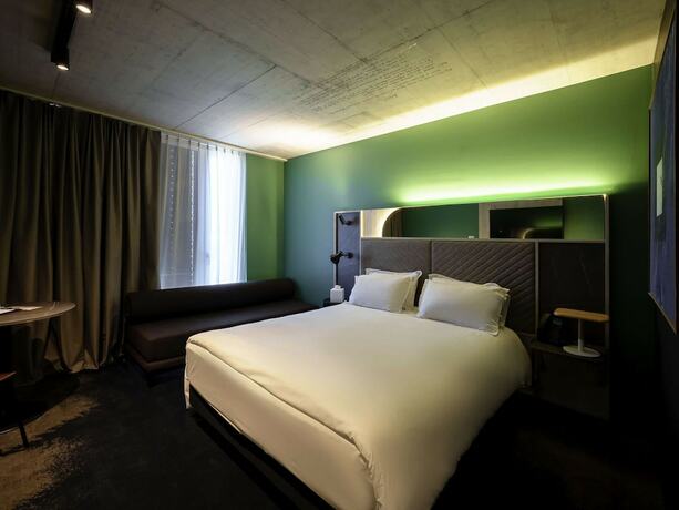 Imagen de la habitación del Hotel Mercure Del&eacute;mont. Foto 8