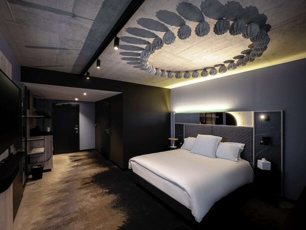 Imagen de la habitación del Hotel Mercure Del&eacute;mont. Foto 20