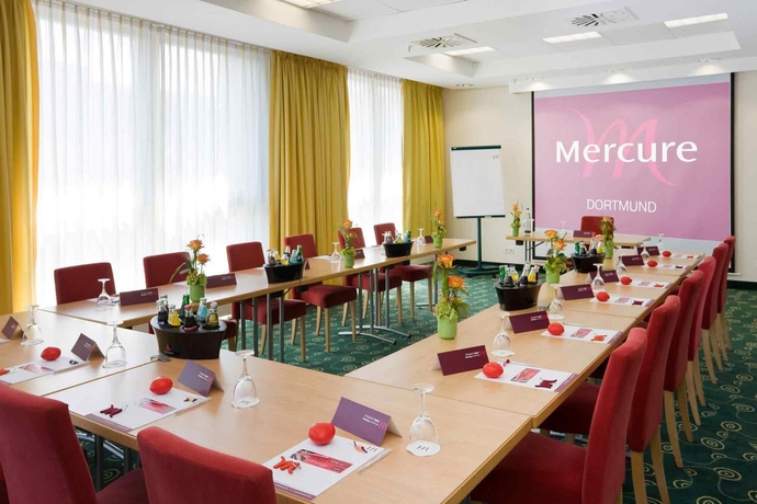 Imagen de los interiores del Hotel Mercure Dortmund City. Foto 9