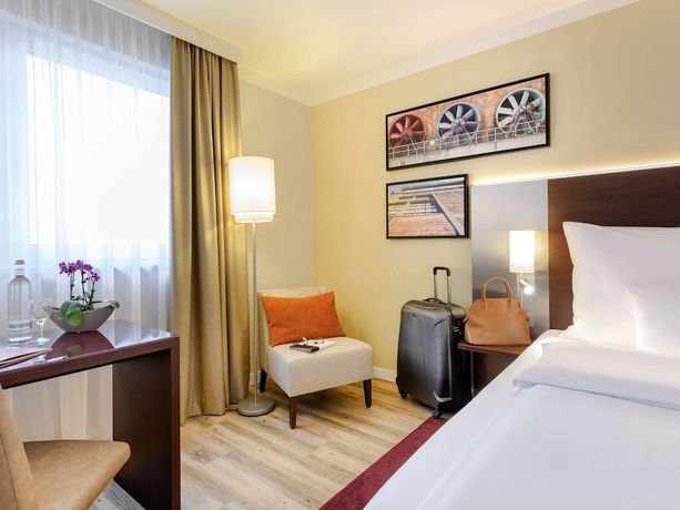 Imagen de la habitación del Hotel Mercure Duisburg City. Foto 11