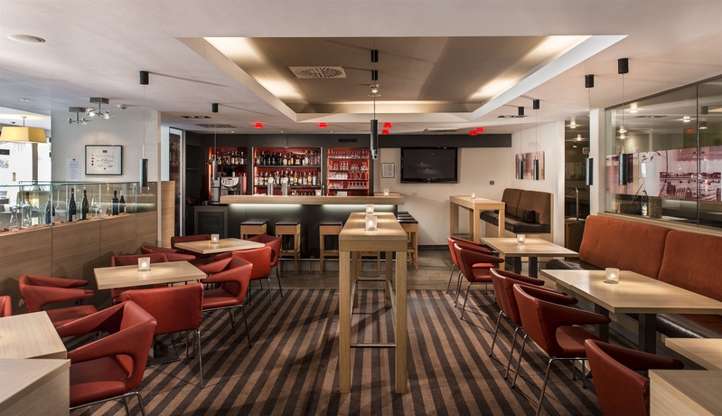 Imagen de los interiores del Hotel Mercure Düsseldorf Airport. Foto 8