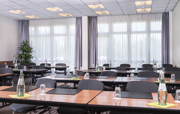 Imagen de los interiores del Hotel Mercure Düsseldorf Airport. Foto 9