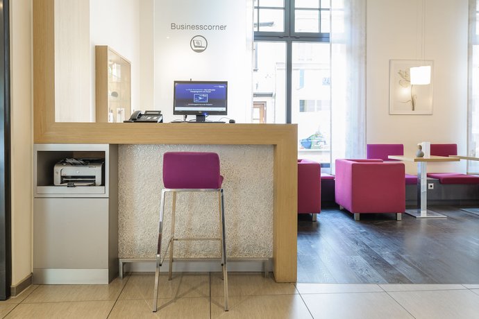 Imagen de los interiores del Hotel Mercure Erfurt Altstadt. Foto 19