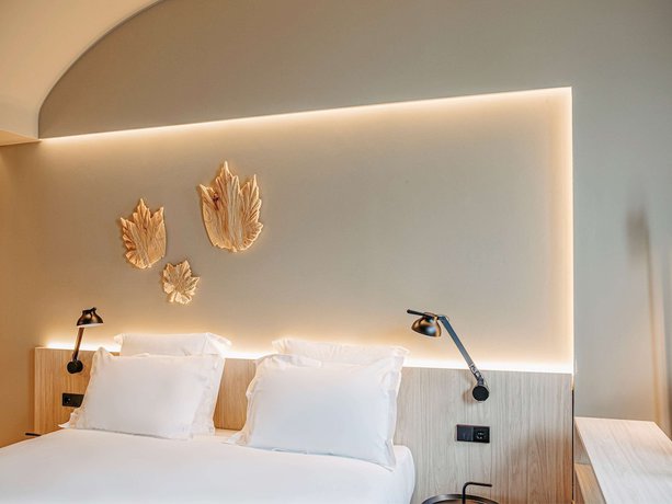 Imagen de la habitación del Hotel Mercure Fátima. Foto 8