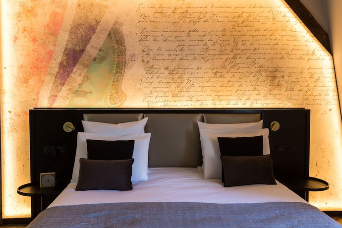 Imagen de la habitación del Hotel Mercure Figeac Viguier du Roy. Foto 11