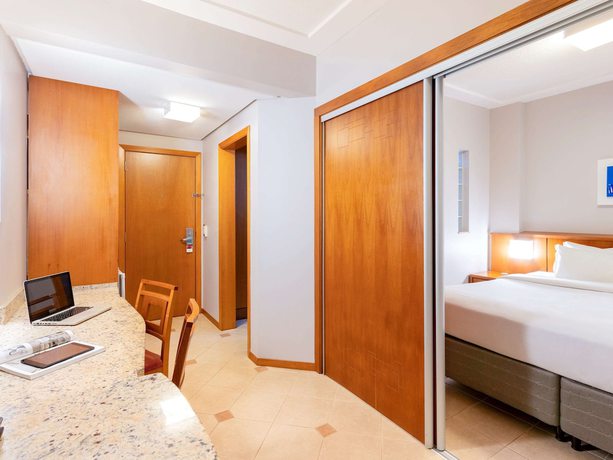 Imagen de la habitación del Hotel Mercure Florianópolis. Foto 7