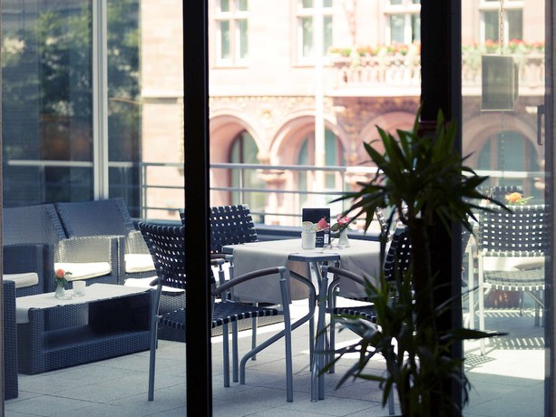 Imagen de los interiores del Hotel Mercure Freiburg Am Munster. Foto 20