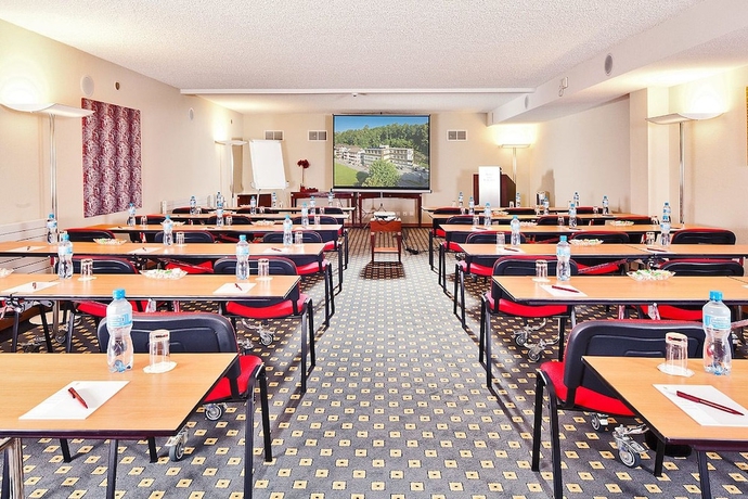 Imagen de los interiores del Hotel Mercure Fribourg Centre Remparts. Foto 17