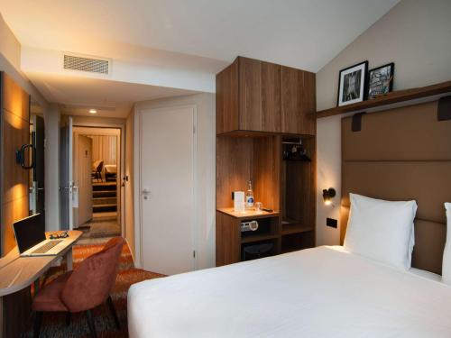 Imagen de la habitación del Hotel Mercure Fribourg Centre Remparts. Foto 6