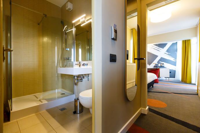 Imagen de la habitación del Hotel Mercure Galati Centrum. Foto 12
