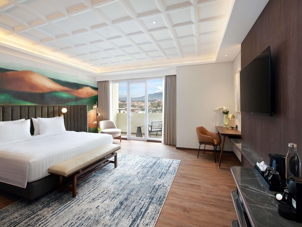 Imagen de la habitación del Hotel Mercure Garut City Center. Foto 12
