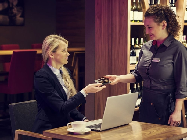 Imagen de los interiores del Hotel Mercure Gdynia Centrum. Foto 19