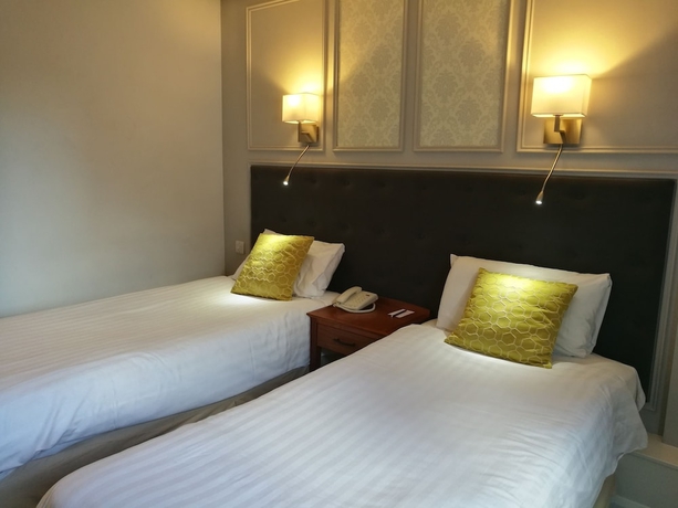 Imagen de la habitación del Hotel Mercure George Reading. Foto 11