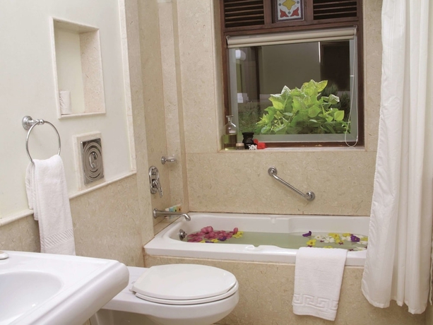 Imagen de la habitación del Hotel Mercure Goa Devaaya Resort. Foto 17
