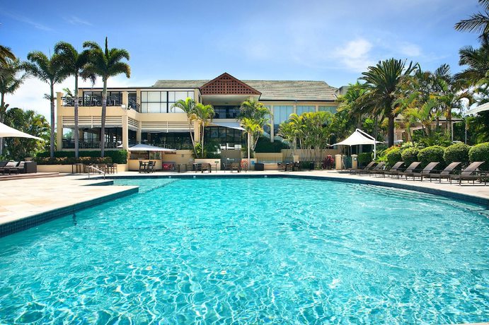 Imagen de la piscina del Hotel Mercure Gold Coast Resort. Foto 18
