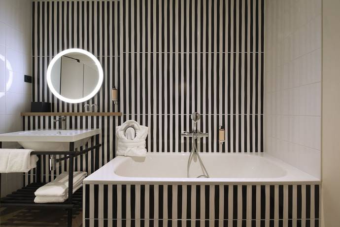 Imagen de la habitación del Hotel Mercure Grand Metz Centre Cathédrale. Foto 16