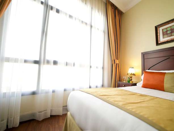 Imagen de la habitación del Hotel Mercure Grand Seef. Foto 9