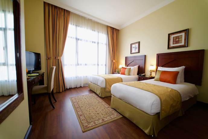 Imagen de la habitación del Hotel Mercure Grand Seef. Foto 14