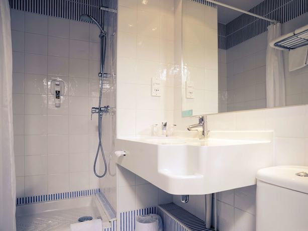 Imagen de la habitación del Hotel Mercure Grande Motte Port. Foto 12