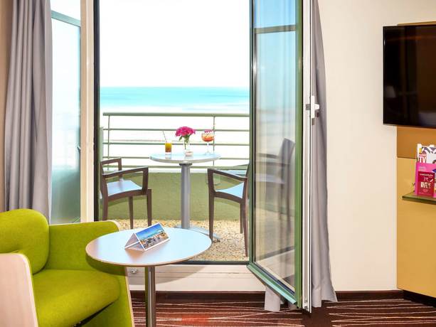 Imagen de la habitación del Hotel Mercure Granville Le Grand Large. Foto 19