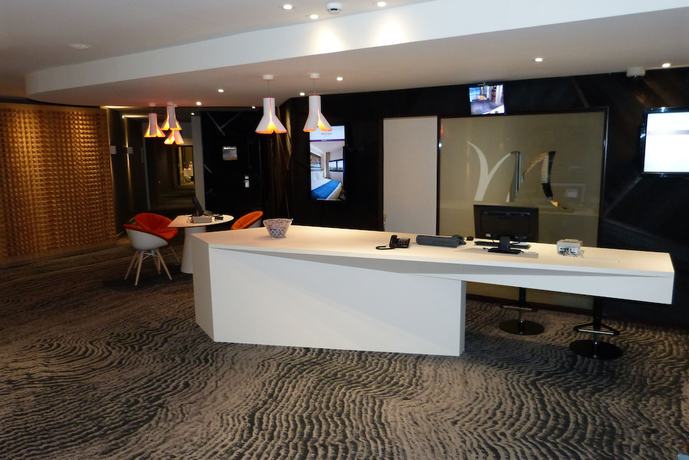 Imagen de los interiores del Hotel Mercure Grenoble Meylan. Foto 18