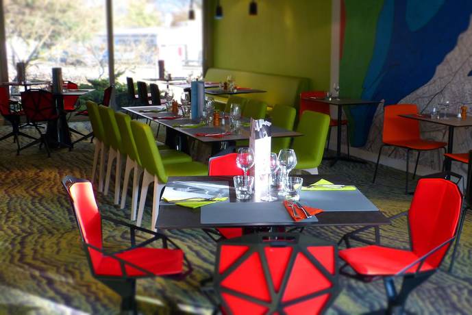 Imagen del bar/restaurante del Hotel Mercure Grenoble Meylan. Foto 5