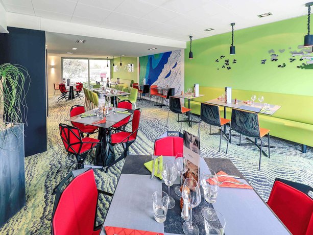 Imagen del bar/restaurante del Hotel Mercure Grenoble Meylan. Foto 7