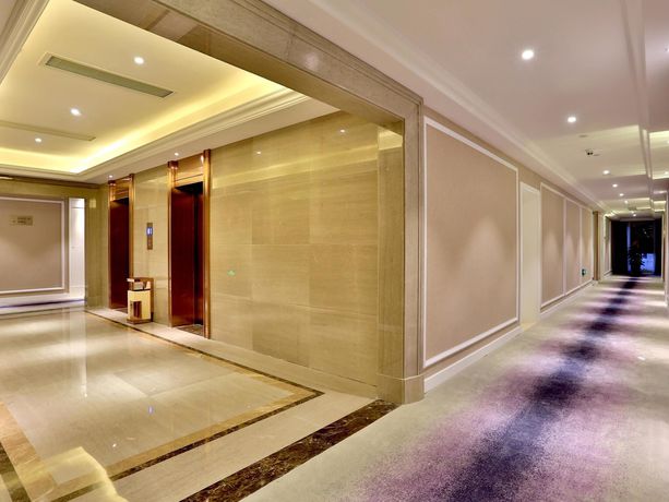 Imagen de los interiores del Hotel Mercure Hangzhou Liping. Foto 15