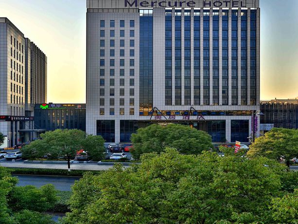 Imagen de los exteriores del Hotel Mercure Hangzhou Liping. Foto 14