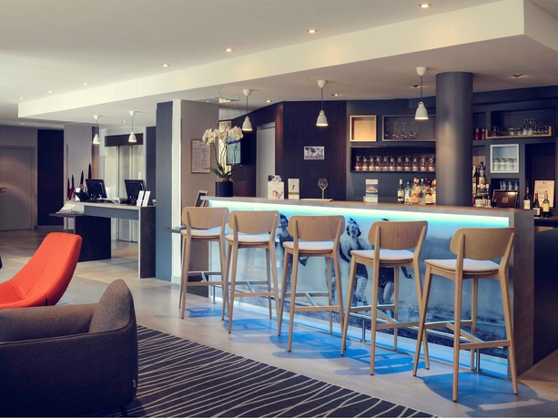 Imagen del bar/restaurante del Hotel Mercure Honfleur. Foto 4