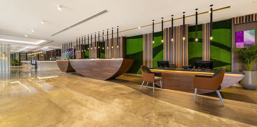 Imagen de los interiores del Hotel Mercure Hotels Suites And Apartments Barsha Height. Foto 12