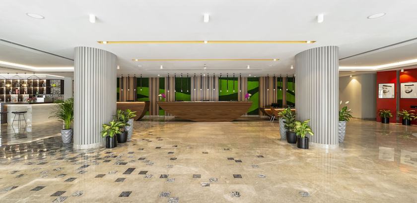 Imagen de los interiores del Hotel Mercure Hotels Suites And Apartments Barsha Height. Foto 14