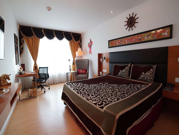 Imagen de la habitación del Hotel Mercure Hyderabad Kcp. Foto 15