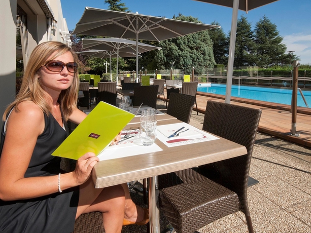 Imagen del bar/restaurante del Hotel Mercure Ile de Nantes. Foto 5