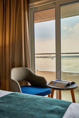 Imagen de la habitación del Hotel Mercure Ismailia Forsan Island, Ismailia. Foto 3