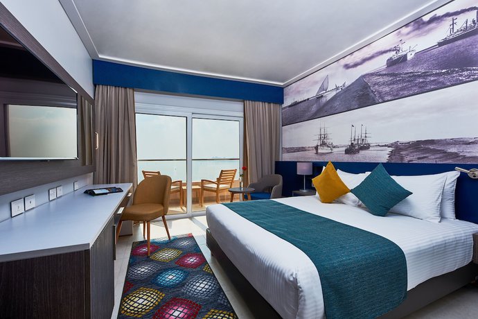 Imagen de la habitación del Hotel Mercure Ismailia Forsan Island, Ismailia. Foto 11