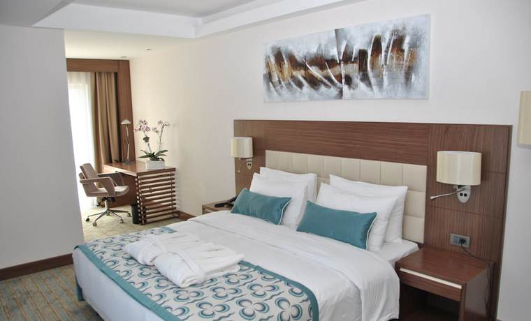 Imagen de la habitación del Hotel Mercure Istanbul Altunizade. Foto 3