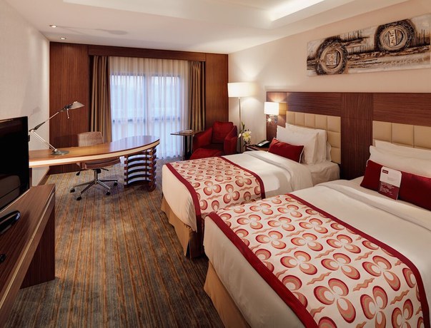 Imagen de la habitación del Hotel Mercure Istanbul Altunizade. Foto 7