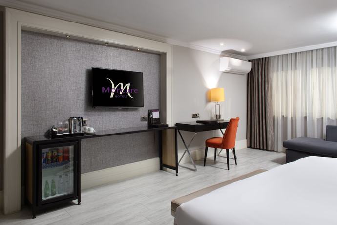 Imagen de la habitación del Hotel Mercure Istanbul Bomonti. Foto 6