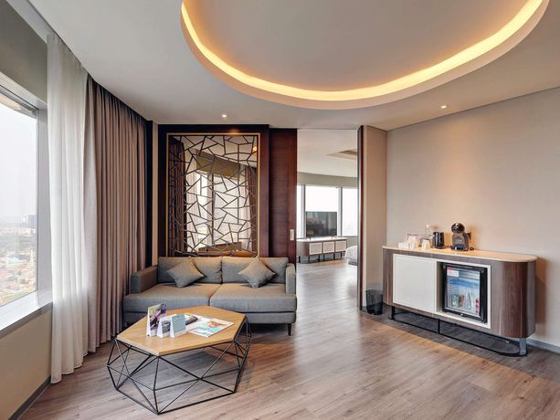 Imagen de la habitación del Hotel Mercure Jakarta Gatot Subroto. Foto 10
