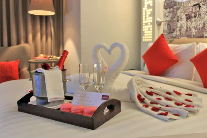 Imagen de la habitación del Hotel Mercure Jakarta Simatupang. Foto 15