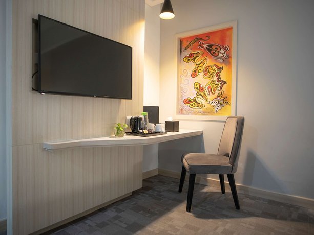 Imagen de la habitación del Hotel Mercure Jayapura. Foto 11