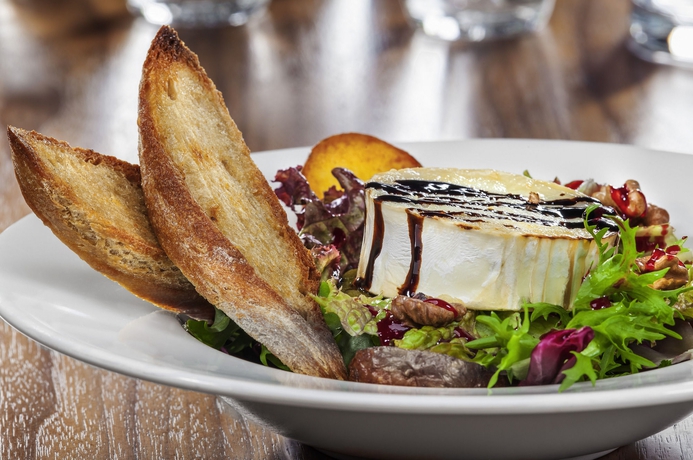 Imagen del bar/restaurante del Hotel Mercure Jelenia Gora. Foto 3