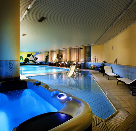 Imagen de la piscina del Hotel Mercure Jelenia Gora. Foto 16